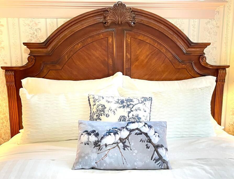 Parlor Suite In Heritage Manor, Fairfield, Near Dt Victoria Dış mekan fotoğraf